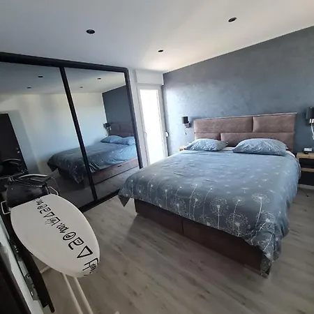 Family Apartment Split